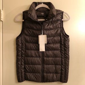 Uniqlo brown vest